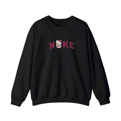 Bordado "Vintage NIKE KITTY" en sudadera cuello redondo.