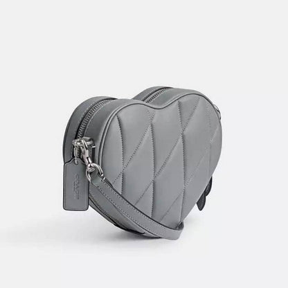 Crossbody corazón acolchada gris