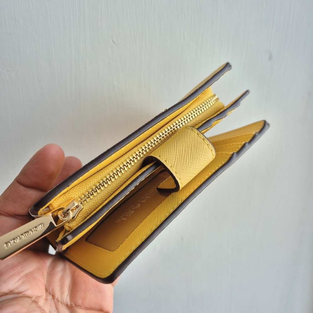 Cartera Mediana Amarillo