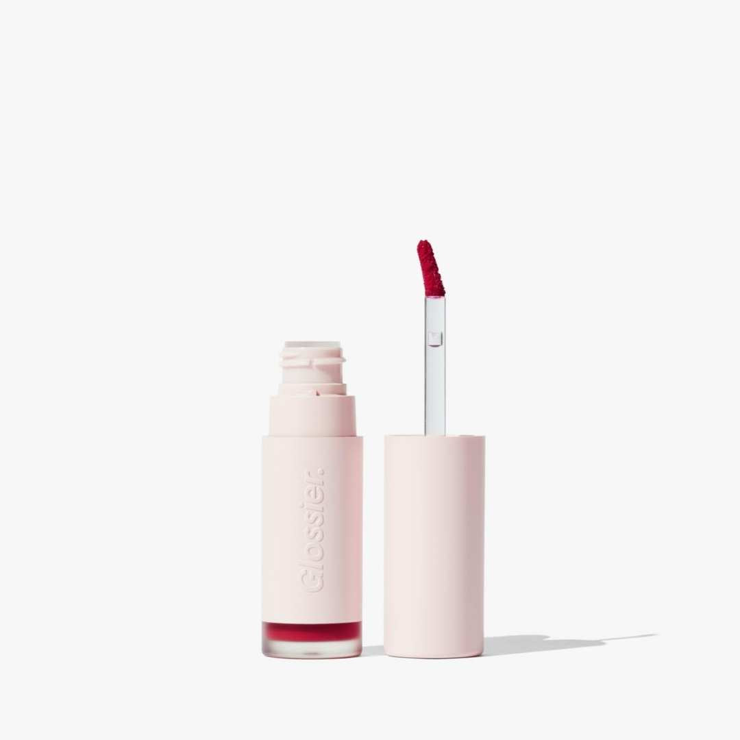Soft touch lip crème - a true blue-red⁣