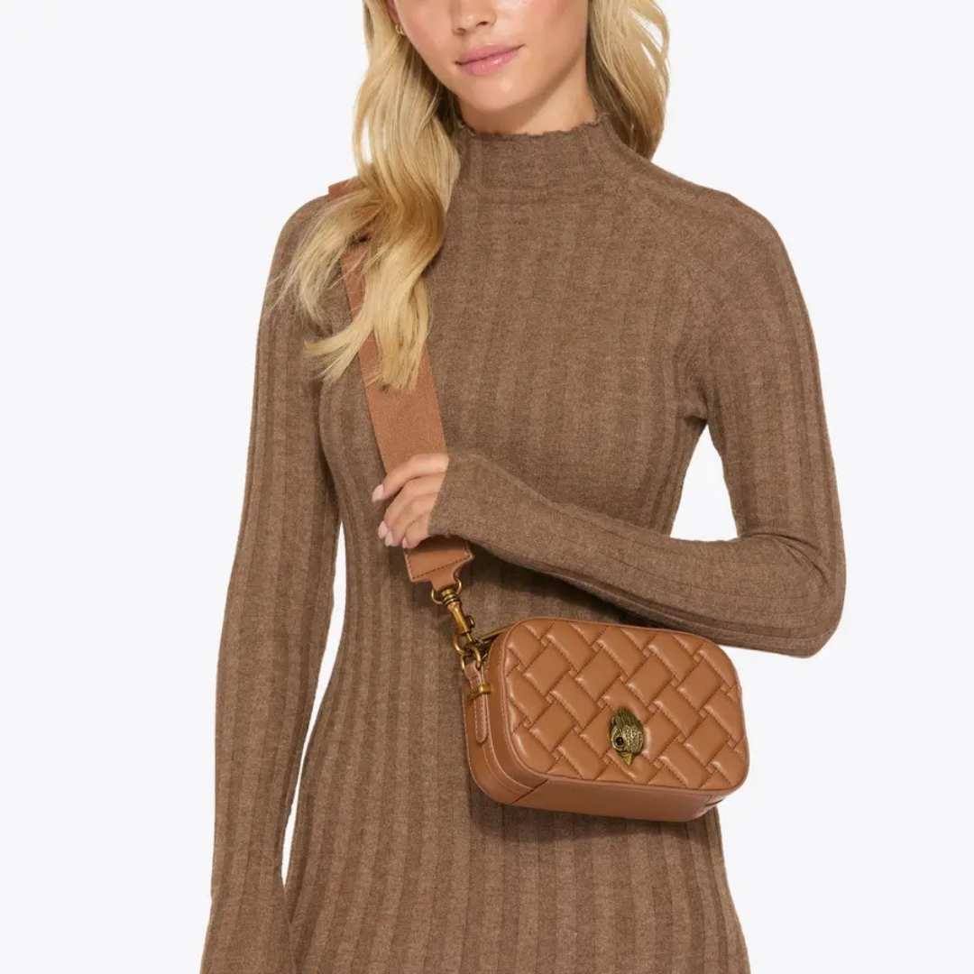 Crossbody camara  SM