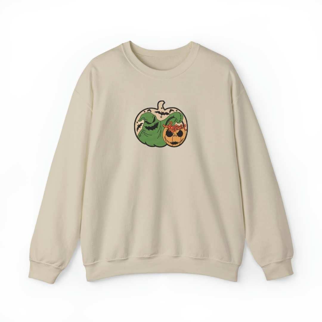 Bordado "Oogie Boogie" en sudadera cuello redondo. EDICIÓN ESPECIAL