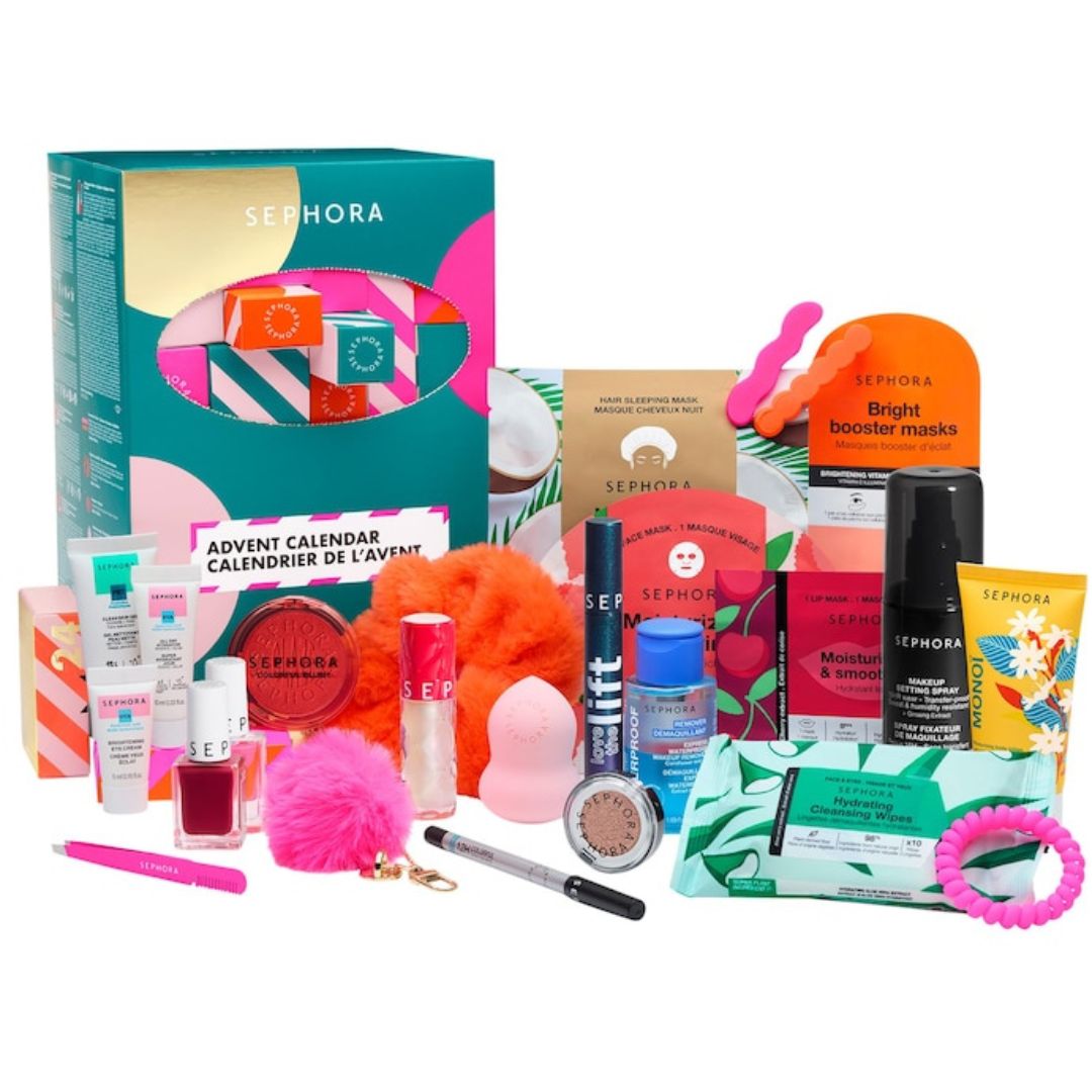 Set de regalo calendario de adviento con maquillaje y productos para el cuidado de la piel de alta gama