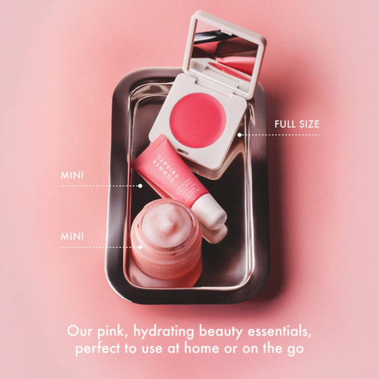El set Dewy Pink con mini bálsamo labial Lip Butter en Pink Sugar - SUMMER FRIDAYS