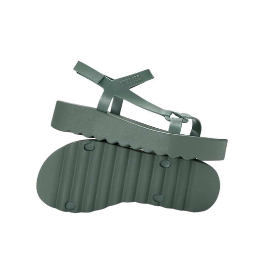 Sandalias deportivas de plataforma con tiras